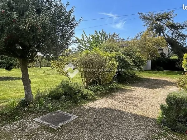 Propriété 8 pièces 73 m²