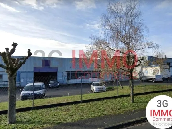 Local industriel 539 m²