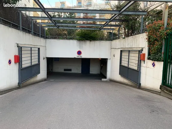 Location place de parking dans garage