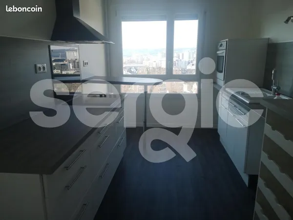 Appartement 4 pièces 81 m²