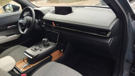 Mazda MX 30 e-SKYACTIV EV 143 - Exclusive-Line – 2023 – 15865 km – Électrique – Boîte Automatique — photo 15