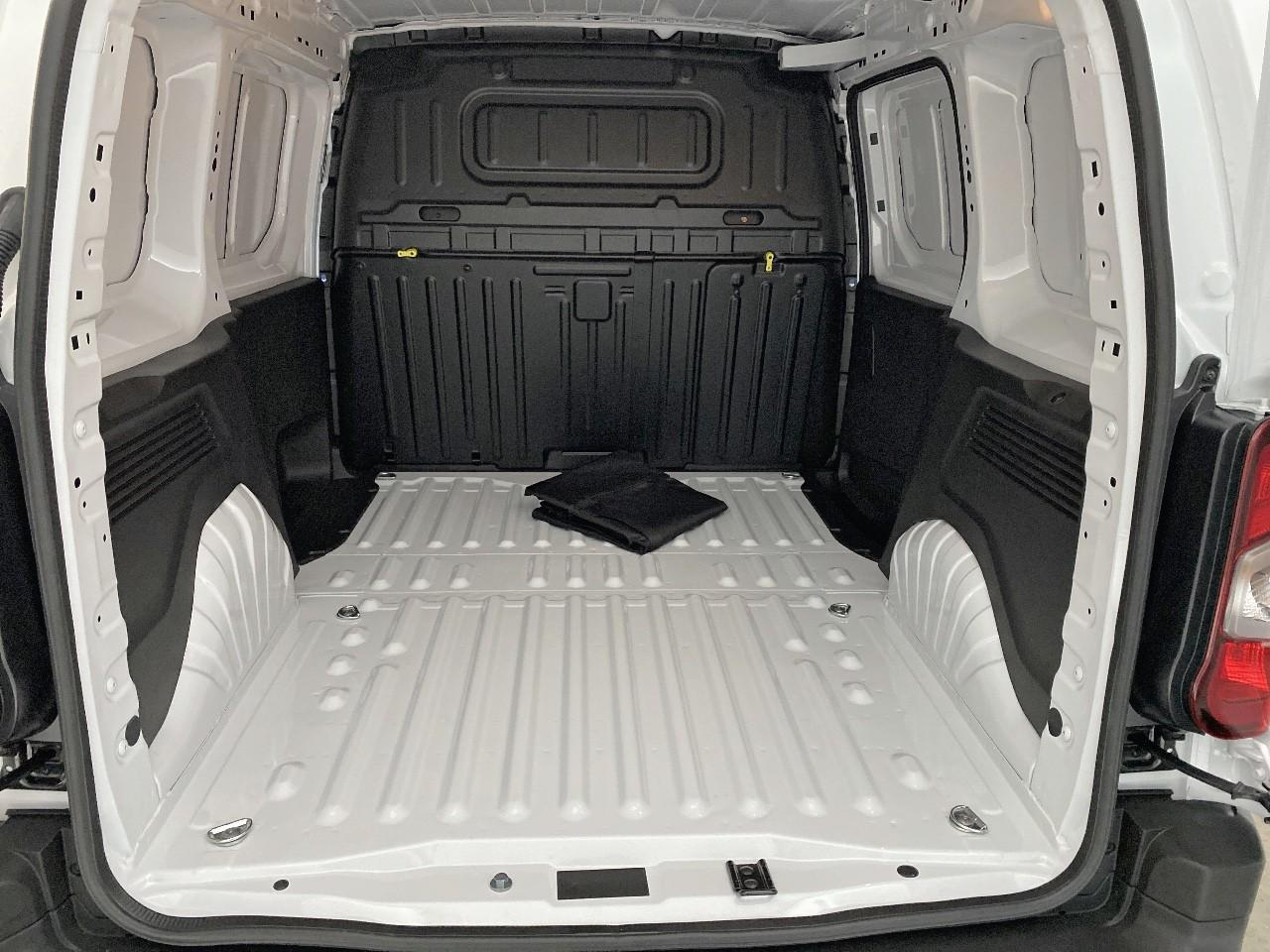 Citroën Berlingo van m diesel 100 ch manuelle — photo 6