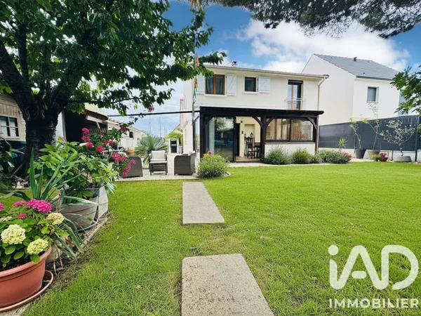 Maison 6 pièces 125 m²