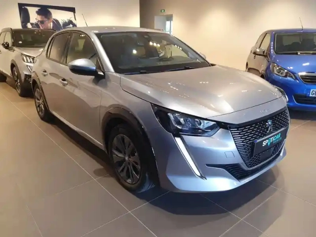Peugeot 208 electrique 50 kwh 136ch — photo 21
