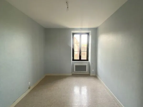 Appartement La Pacaudiere 2 pièce(s) 46 m2
