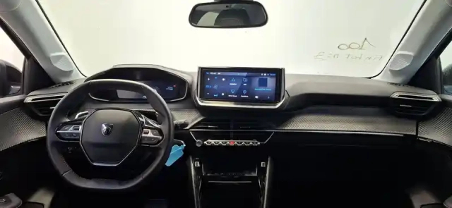 Peugeot 208 hybrid 100 e-dcs6 — photo 22