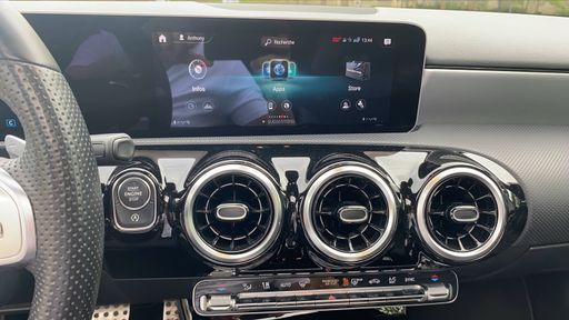 Mercedes Classe A 200 163 7G-DCT - Amg Line + – 2019 – 53175 km – Essence – Boîte Automatique — photo 13
