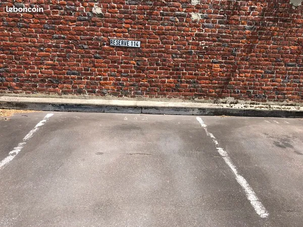 Place de parking sécurisée - Vauban / La Catho - Lille