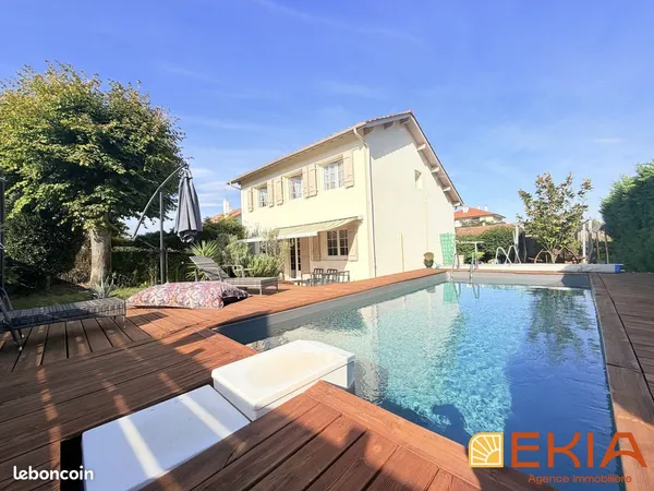 Maison 6 pièces 123 m²