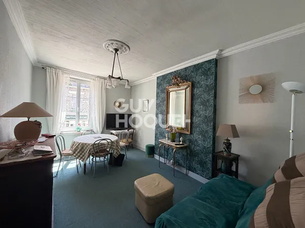 À vendre! Superbe duplex 86.7 m² avec grand garage de 31 m²au coeur du centre historique de Moret-su