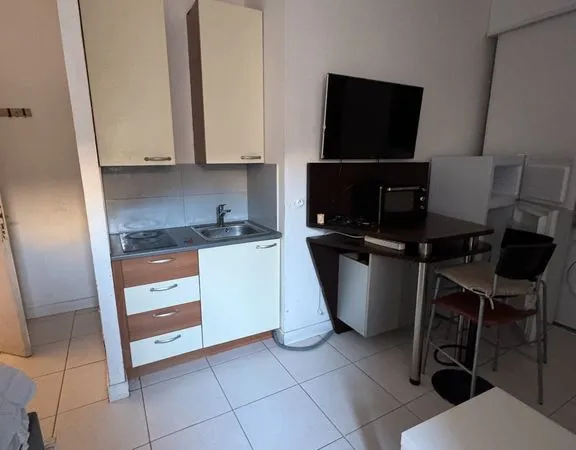 Centre ville studio meuble
