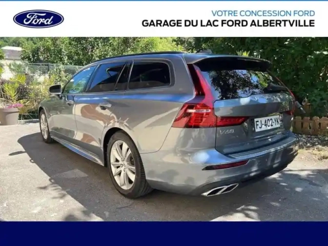 Volvo V60 d3 150ch adblue momentum geartronic — photo 6