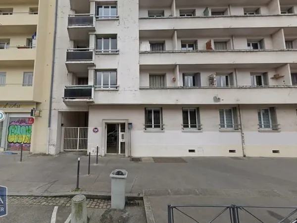 Stationnement Location Lyon 95€