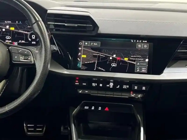 Audi A3 35 tfsi mild hybrid 150 s tronic 7 s line — photo 10