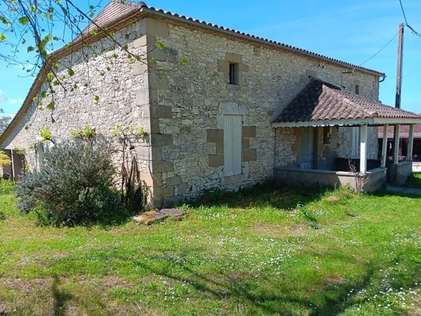 Maison à vendre Douzains
