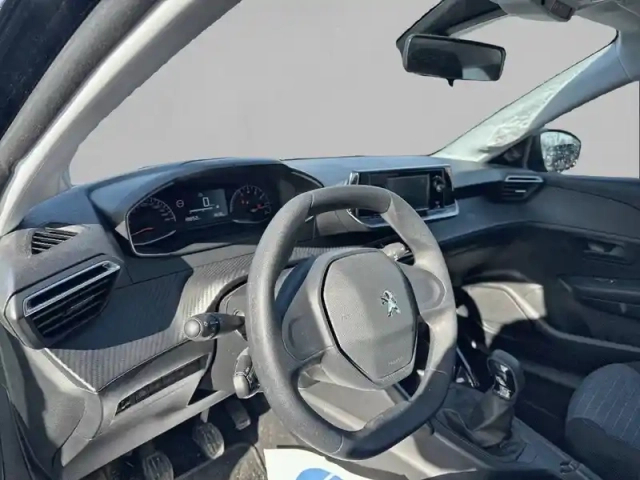 Peugeot 208 puretech 75 s&amp;s bvm5 — photo 8