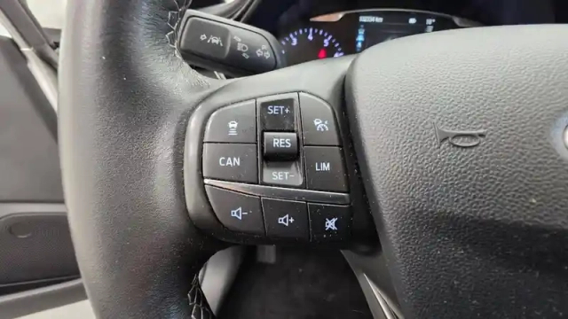 Ford Fiesta 1.0 ecoboost 125 ch s&amp;s bvm6 — photo 45