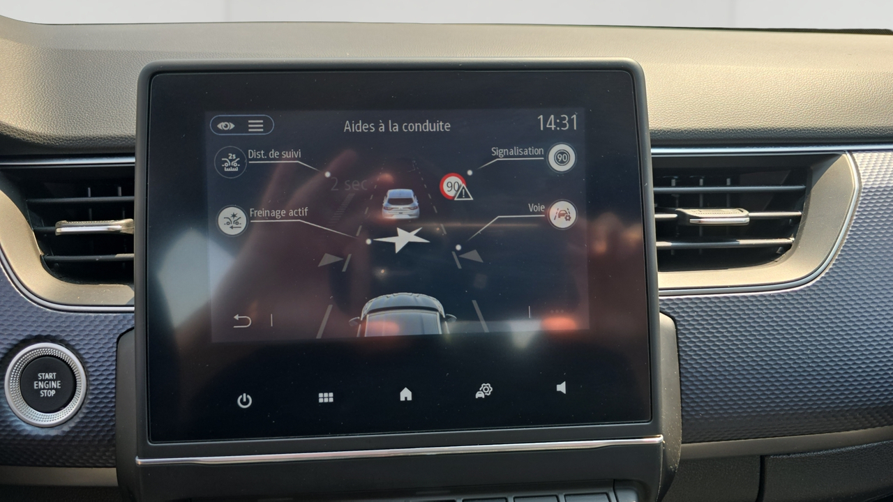 Renault Arkana TCe 140 EDC FAP — photo 16