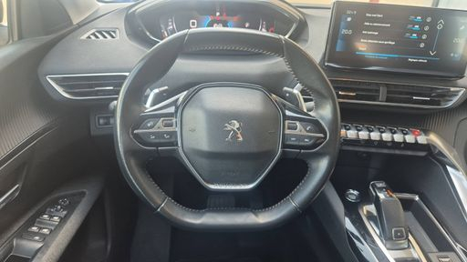 Peugeot 5008 1.5 BlueHDi 130 EAT8 - Allure – 2022 – 145419 km – Diesel – Boîte Automatique — photo 35