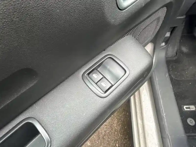 Citroën C3 puretech 83 s&amp;s bvm5 — photo 39