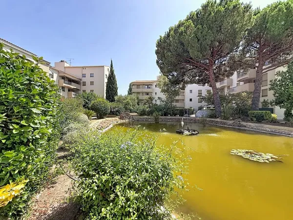 VENTE - FREJUS - Studio vendu loué de 18.65m2