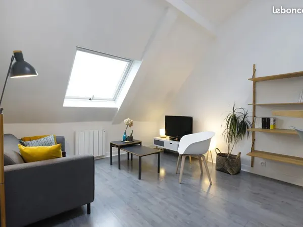 🏠T*2 -✅ :-29.50 m²-📍*ANNE :-MASSE