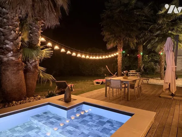 Maison 10 pièces 286 m²