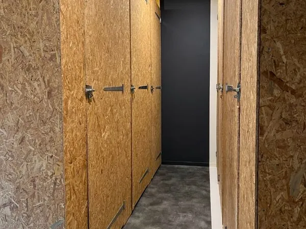 Espace de stockage 12 m³ sécurisé - Accès 24h/24 - Douvres-la-Délivrande