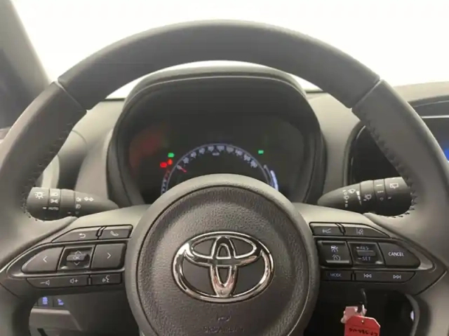 Toyota Aygo 1.0 vvt-i 72 design — photo 17