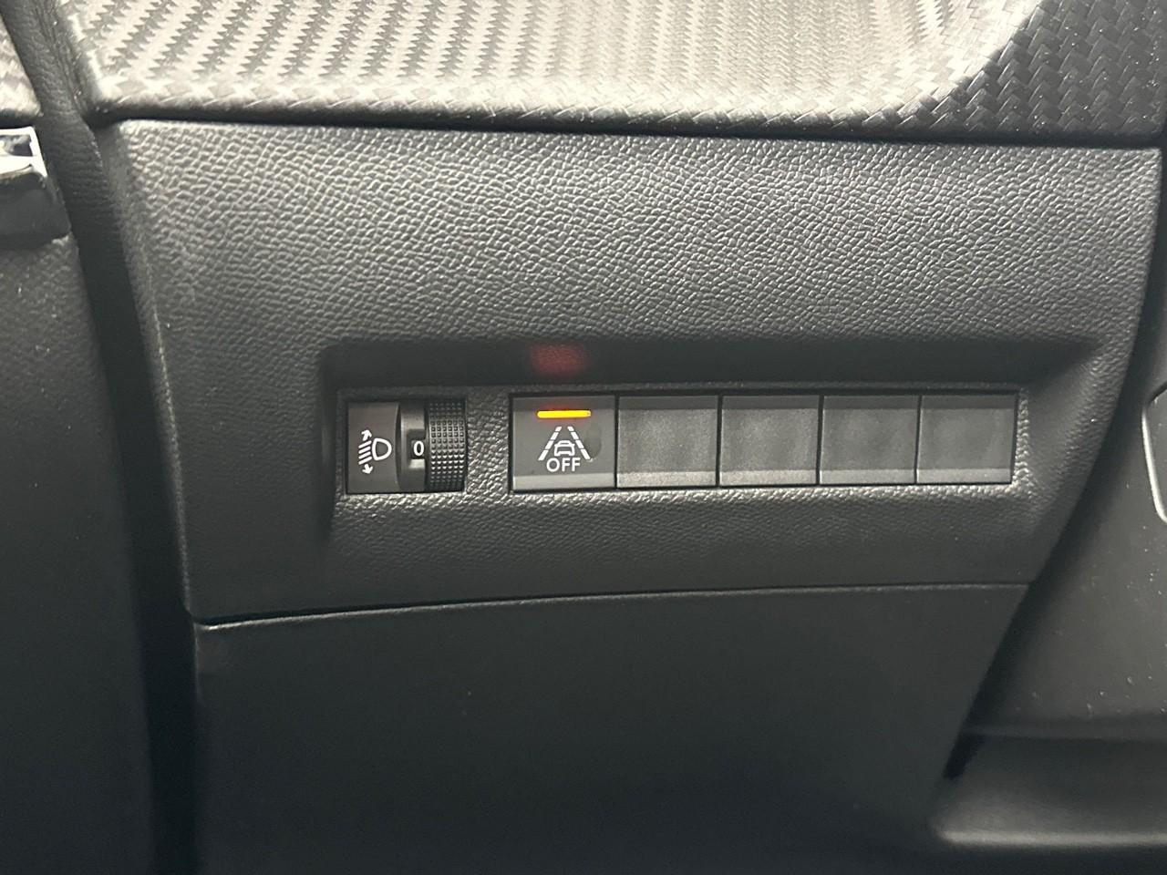 Peugeot 208 puretech 100 s&s eat8 allure pack — photo 16
