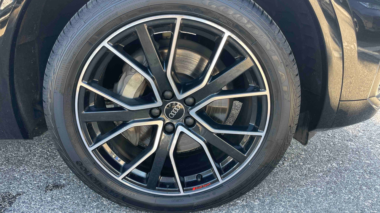 Audi Q5 Sportback 50 TFSIe 299 S tronic 7 Quattro — photo 16