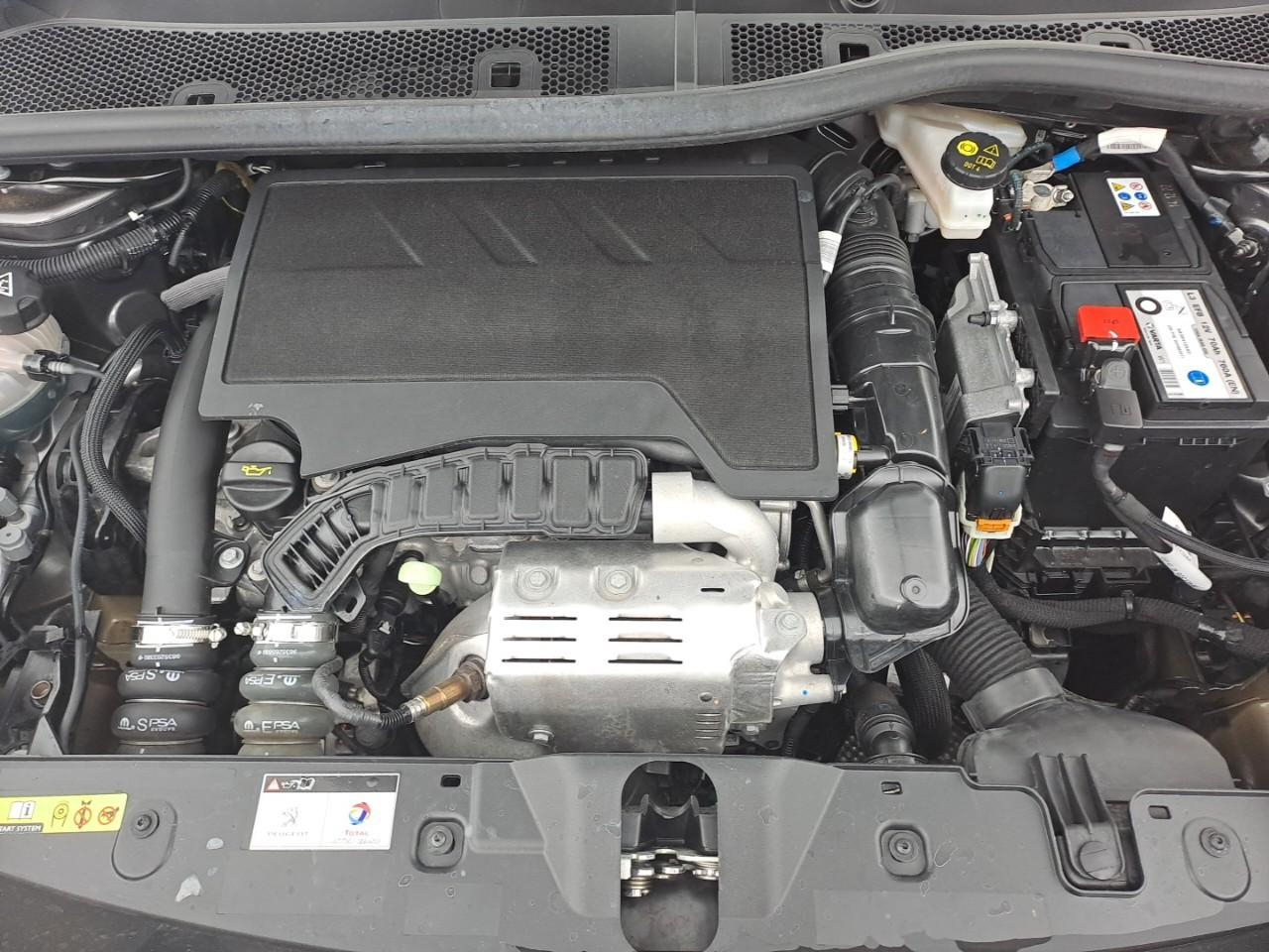 Peugeot 2008 puretech 130 s&s bvm6 gt — photo 16