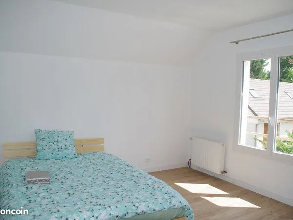Chambre à louer dans maison en colocation proche centre gare Chelles gournay RER E