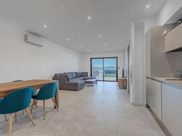 Appartement T3 rez de jardin vue mer