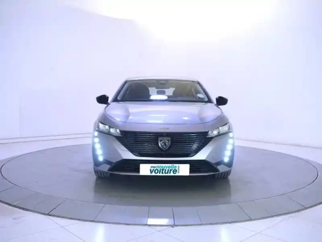 Peugeot 308 phev 180 e-eat8 — photo 2