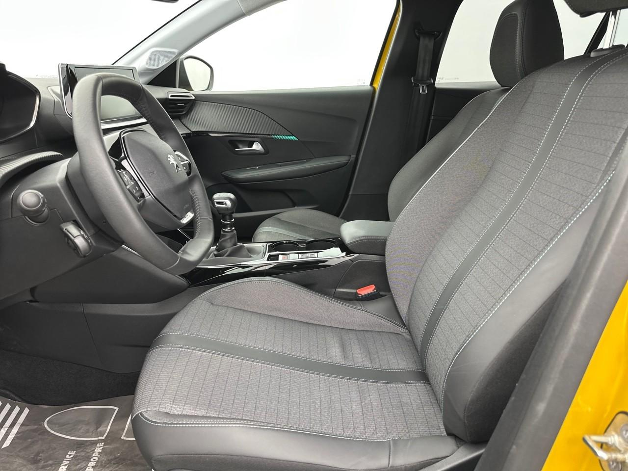 Peugeot 208 puretech 100 s&s bvm6 allure — photo 9