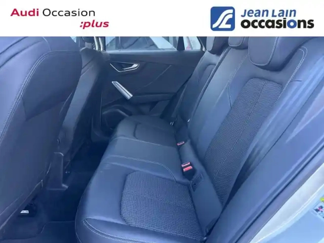 Audi Q2 35 tfsi 150 s tronic 7 — photo 17