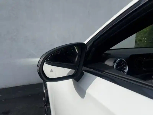Mercedes Classe A 200 d amg line — photo 34