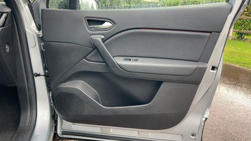 Renault Captur 1.6 E-Tech 145 Hybrid BVA6 - Intens – 2022 – 15862 km – Hybride essence – Boîte Automatique — photo 25