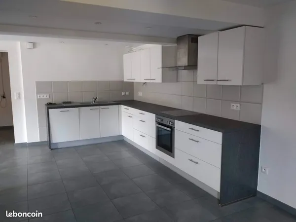 Appartement - 4 pièces - 120m2