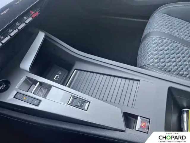 Peugeot 308 hybrid 145 e-dcs6 — photo 19