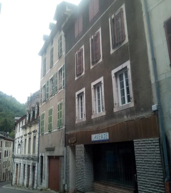 Photo 1