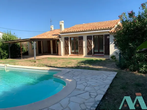 MAISON TRADITIONNELLE - TYPE 4 PIECES - PLAIN PIED - PISCINE