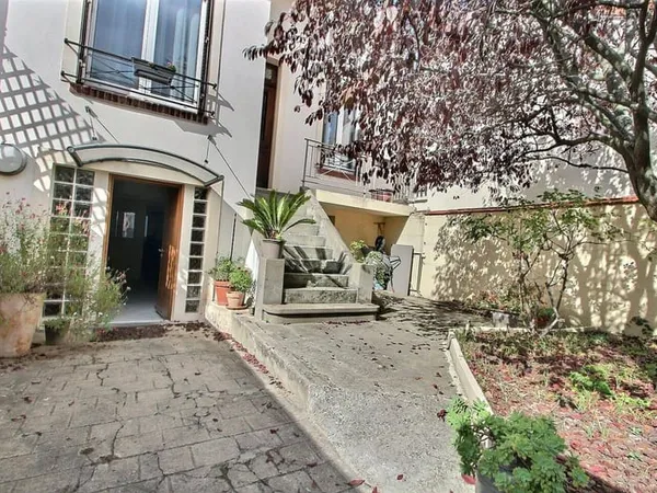 Maison 6 pièces 150 m²