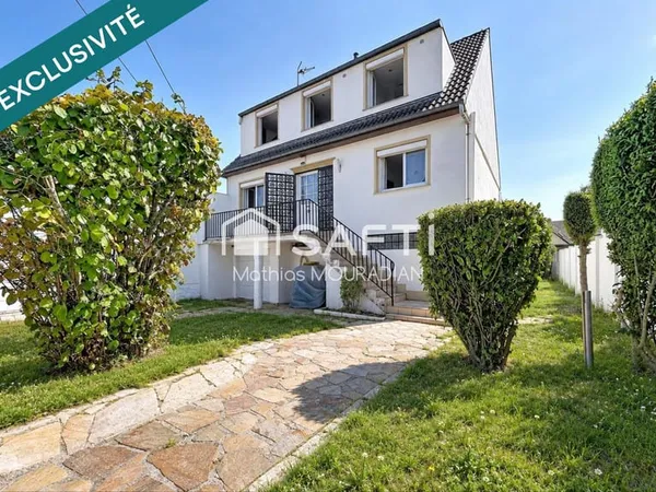 Maison familiale avec jardin et studio indépendant