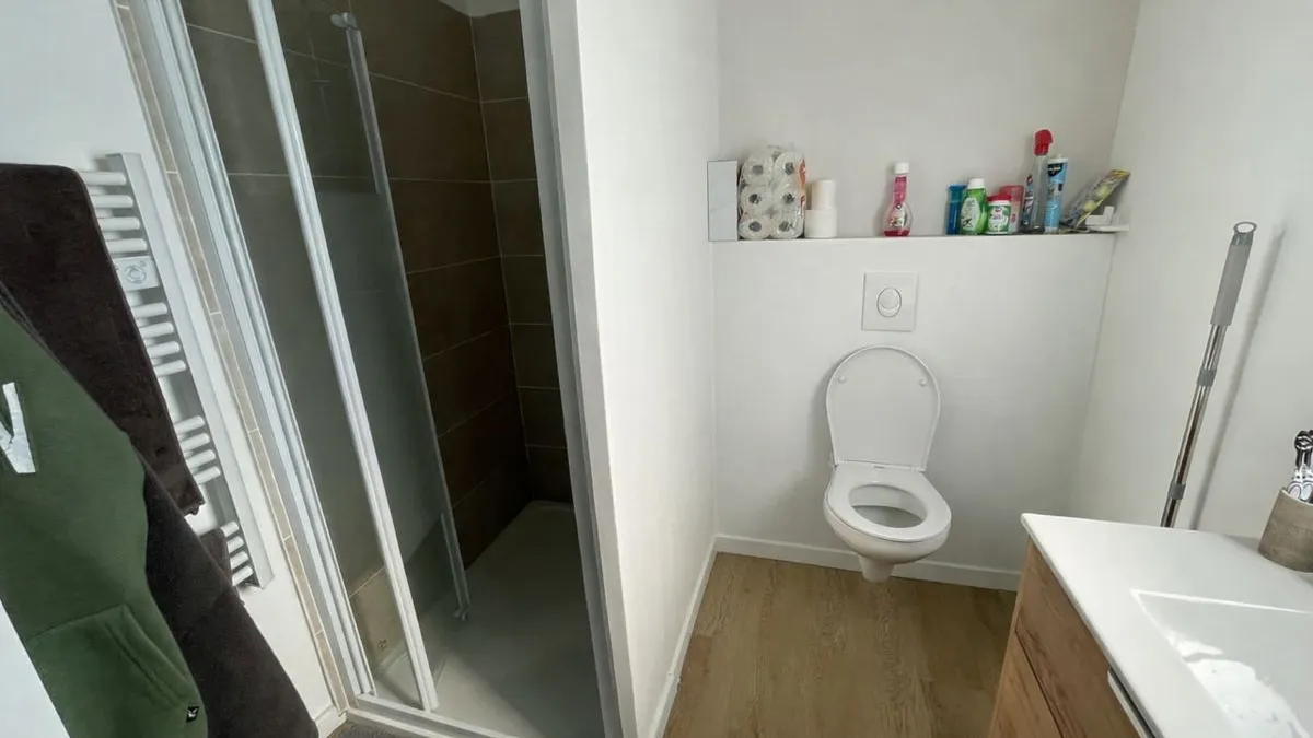 Photo 9