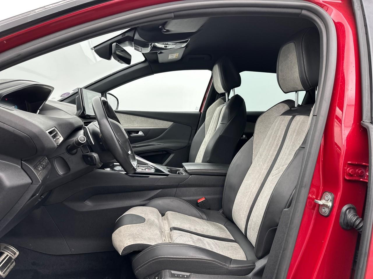 Peugeot 3008 hybrid 225 e-eat8 gt pack — photo 10