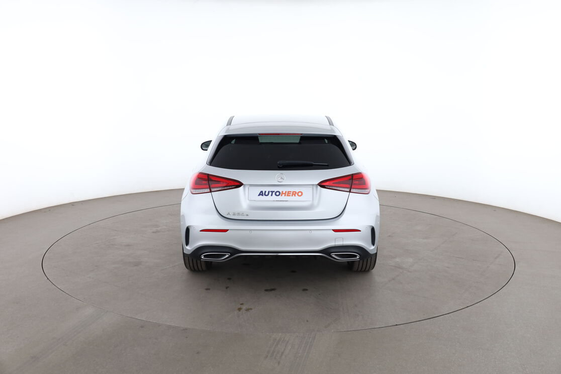 Mercedes-Benz Classe A 250 e AMG Line 8G-DCT — photo 4