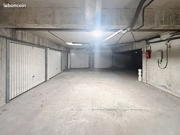 Parking/box PORNICHET