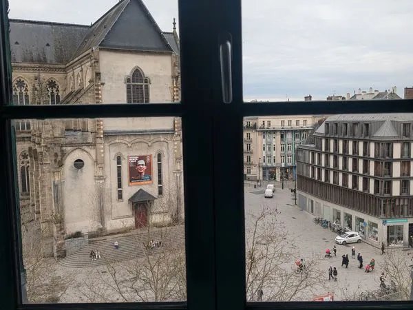 Loue T1 meublé Ste Anne